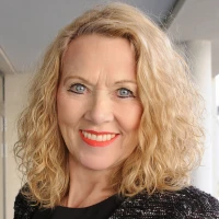 elvira.engelhardt@schweizer-immo image